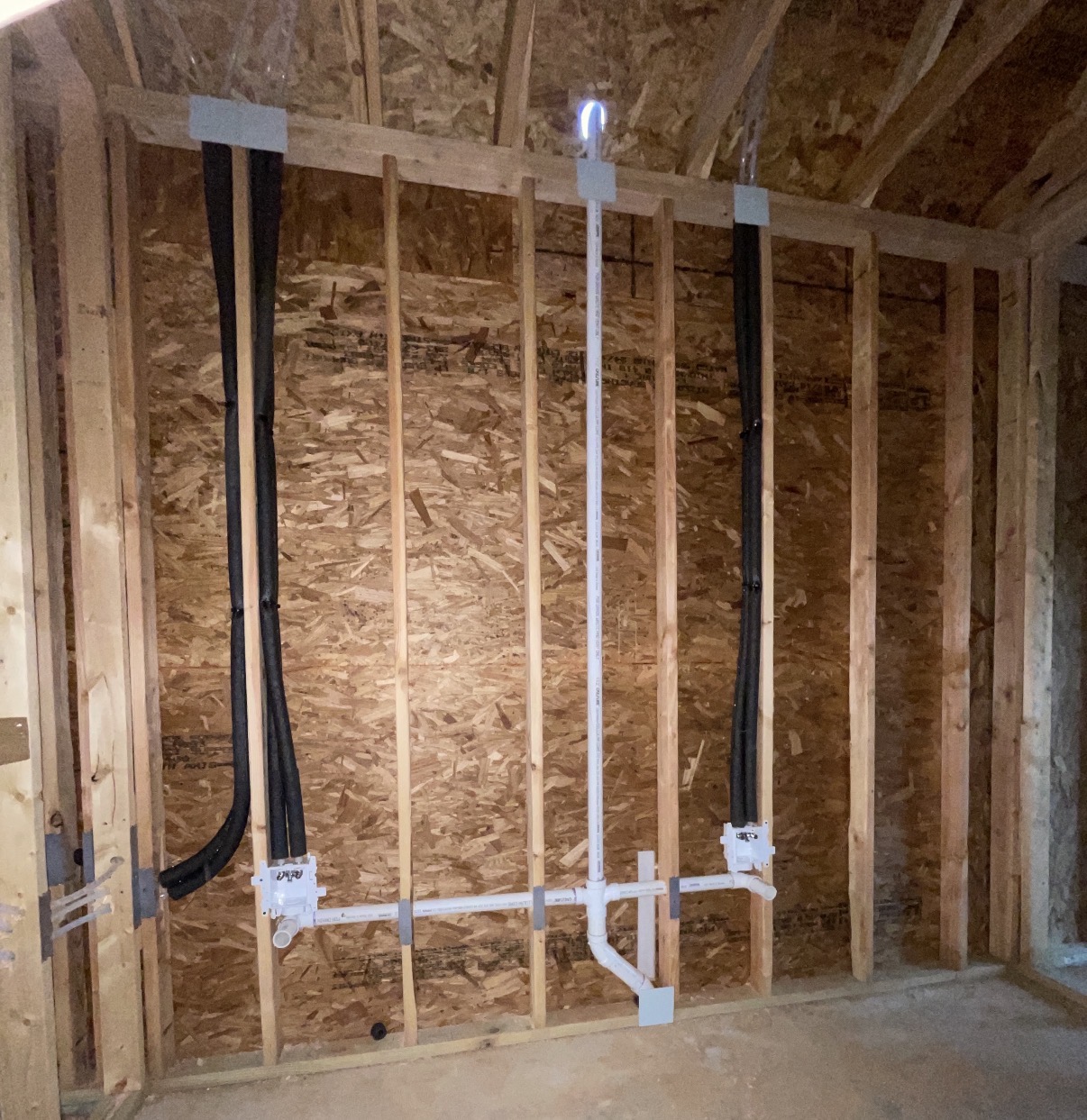 Residential plumbing service detail near Hollytree in Tyler